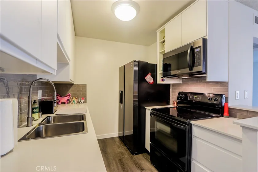564 N Bellflower Boulevard #315 photo 9