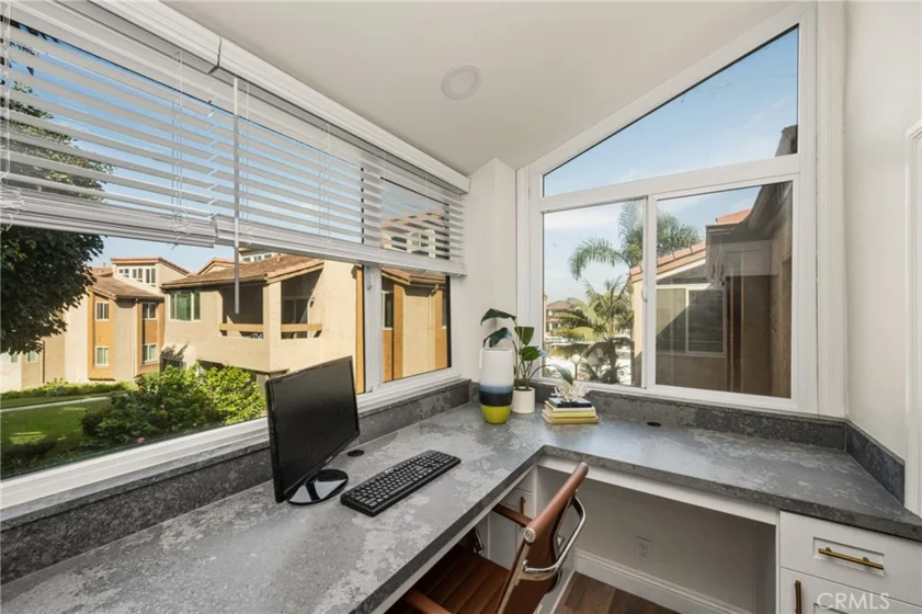 17110 Bluewater Lane photo 28