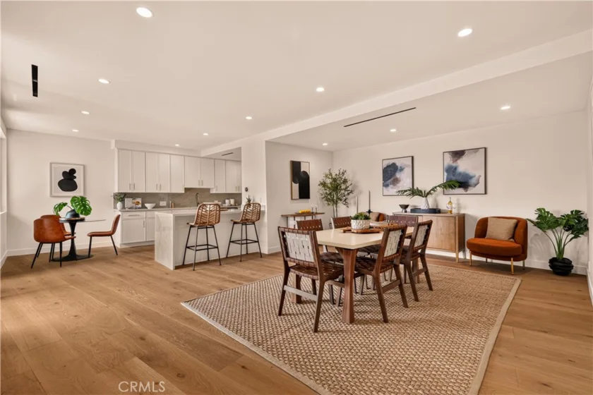 100 S Doheny Drive #1105 photo 24