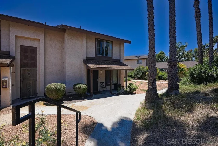 8166 Paradise Valley Court photo 8
