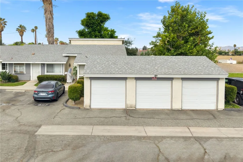 25983 Baylor Way photo 19