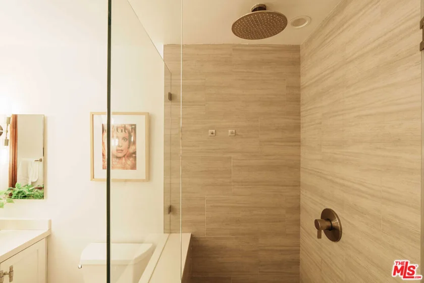 1110 Hacienda Place #207 photo 23