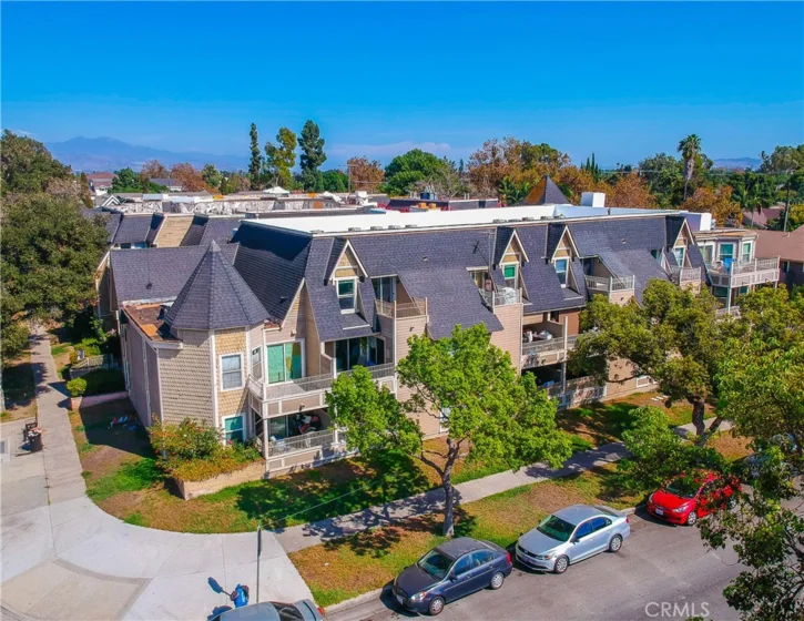 300 E Chestnut #300Q photo 1