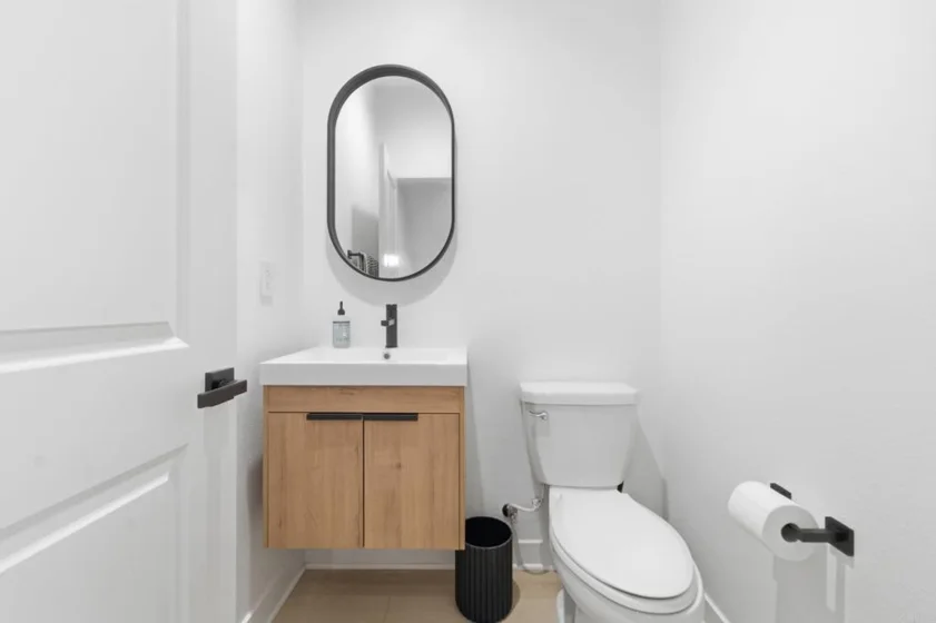 370 Volary Glen photo 15