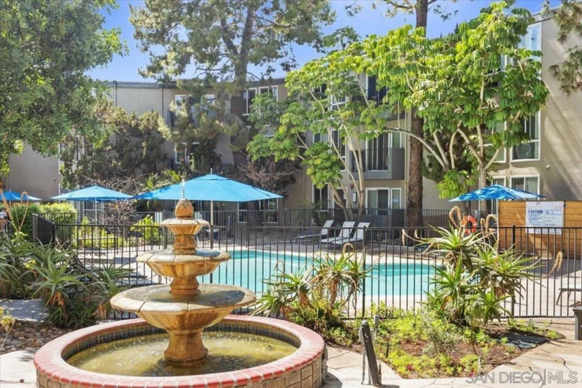 4860 Rolando Court #Unit 2 photo 6