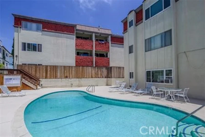 5651 Sumner #109 photo 26