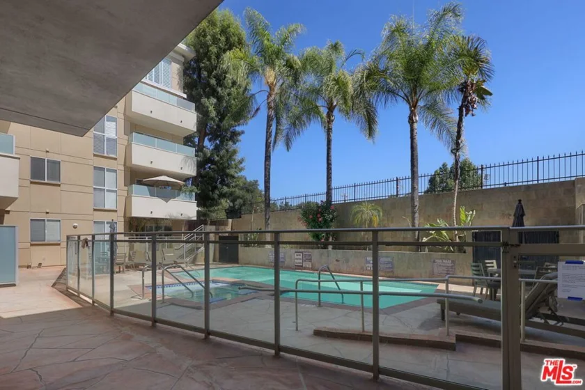 4949 Genesta Avenue #111 photo 13