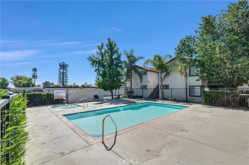 16377 Lakeshore #2B photo 26