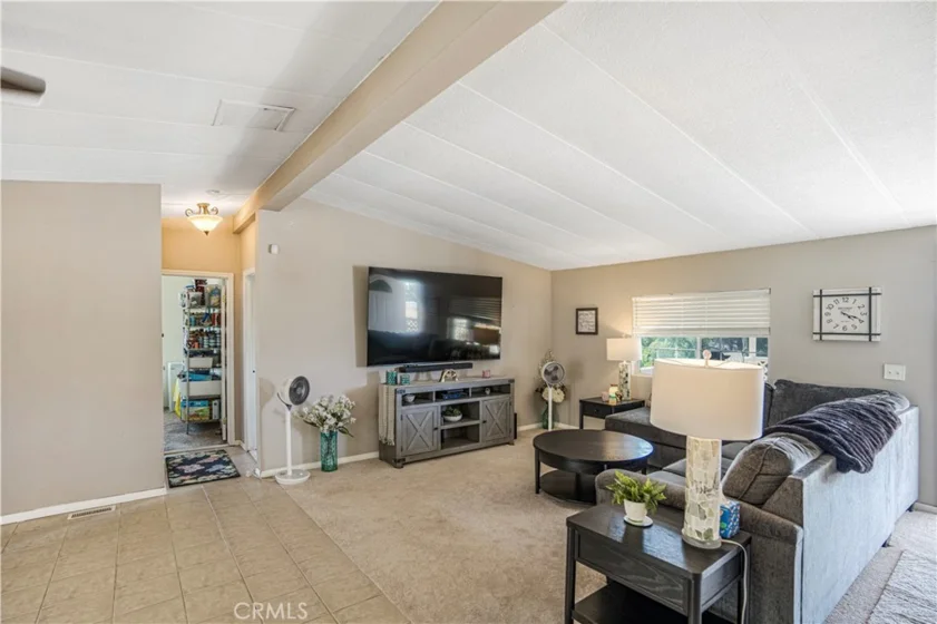 25210 Catalina photo 12