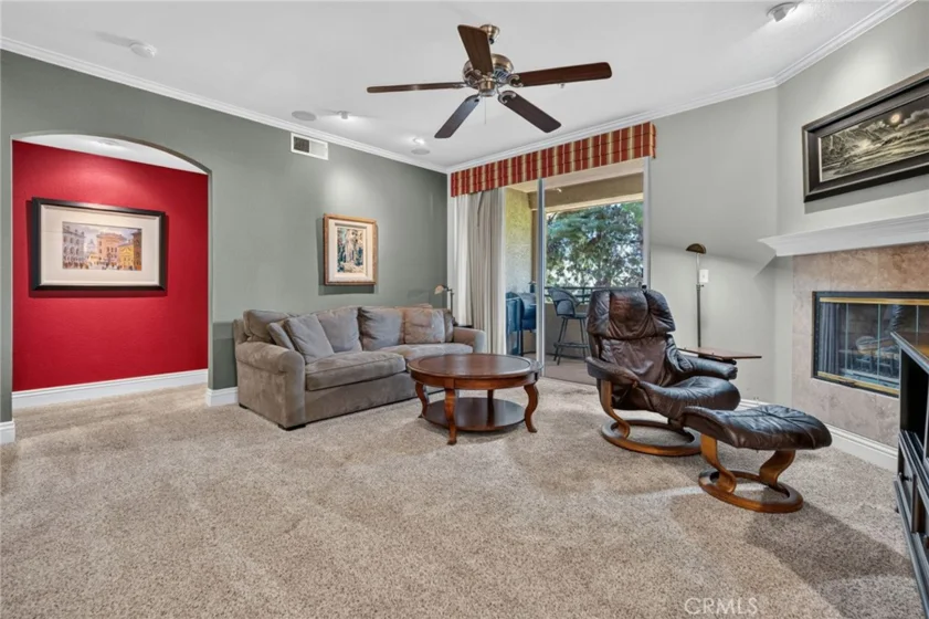 22681 Oakgrove #127 photo 4