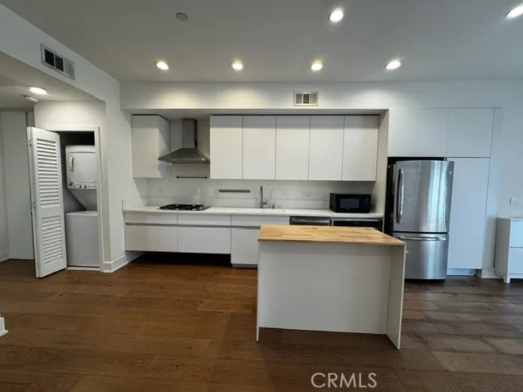 288 S Oakland photo 5