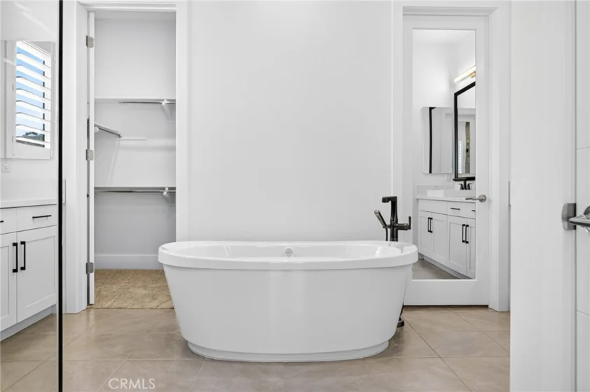 39724 Larkspur Terrace photo 42