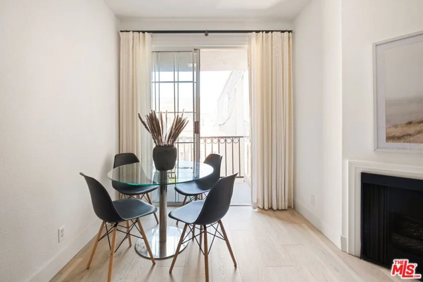 585 N Rossmore Avenue #506 photo 7