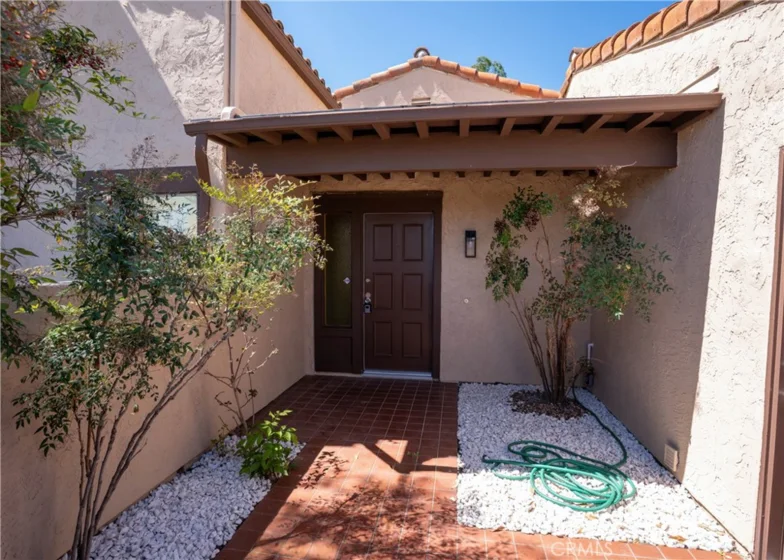 2055 Earl Glen photo 9