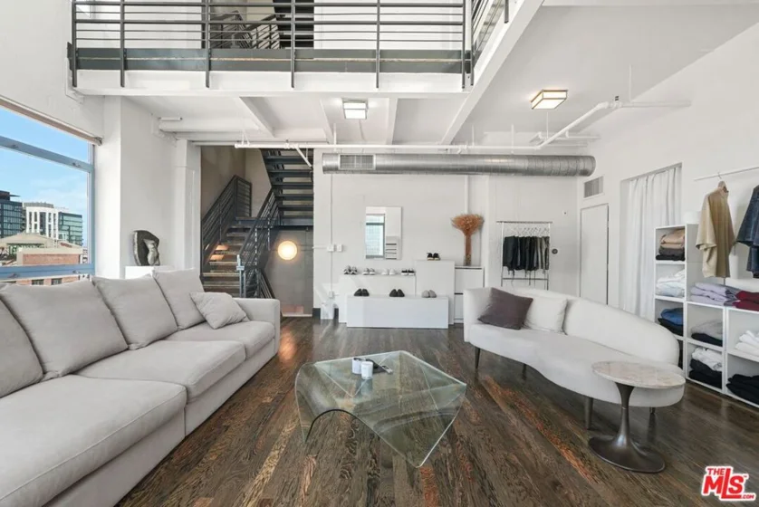 849 S Broadway #1210 photo 20