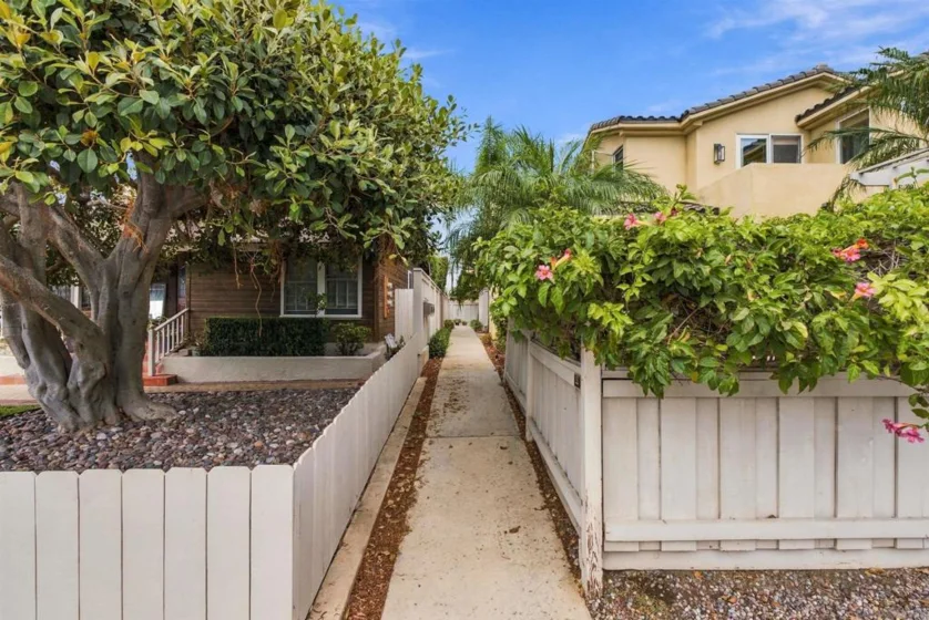 610 Westbourne Street photo 2