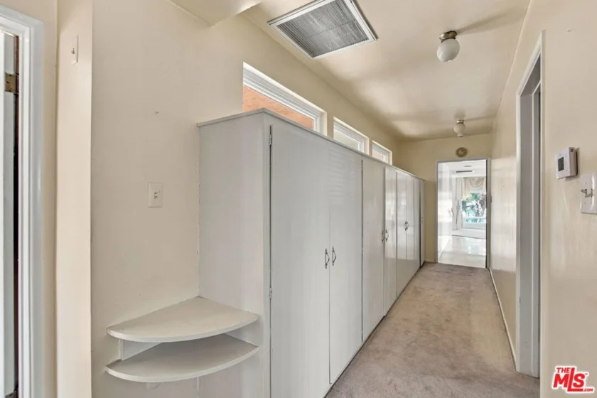 5452 W 57th Street photo 22