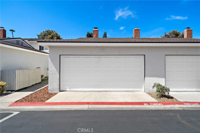 8215 Deerfield Drive photo 27