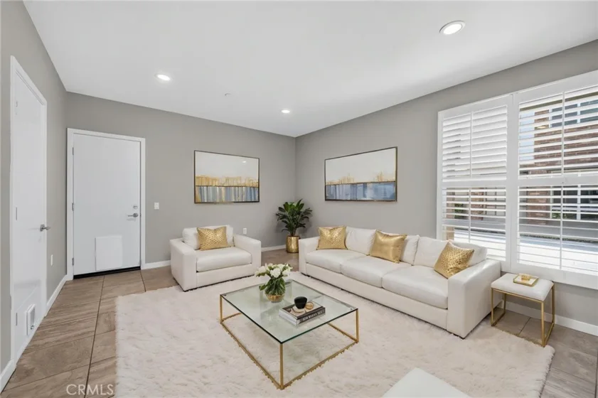 821 Brickyard photo 10