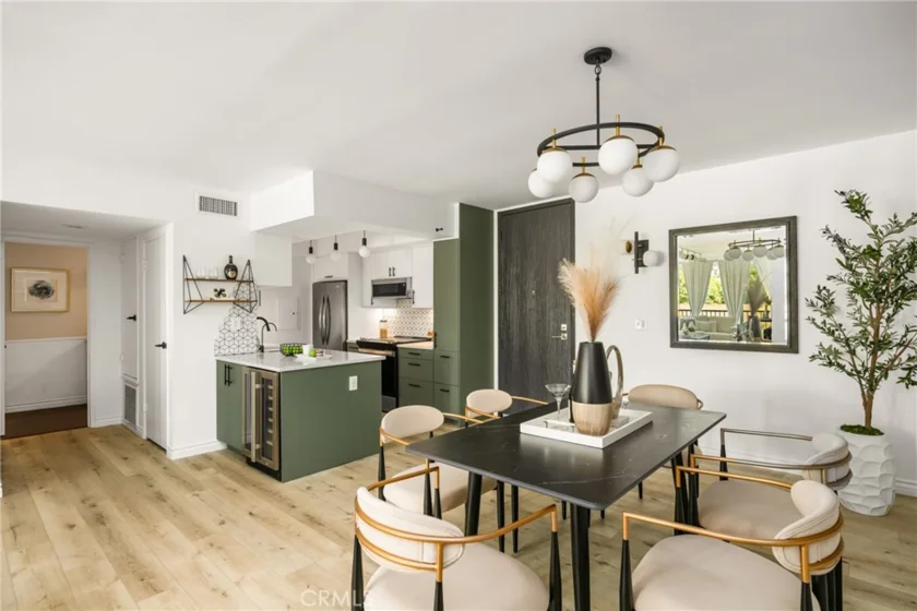 1351 N Crescent Heights Boulevard #313 photo 8
