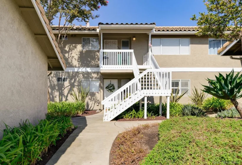 1352 Palomar photo 37