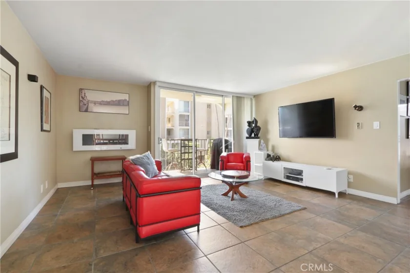 2101 E 2nd Street #305 photo 23