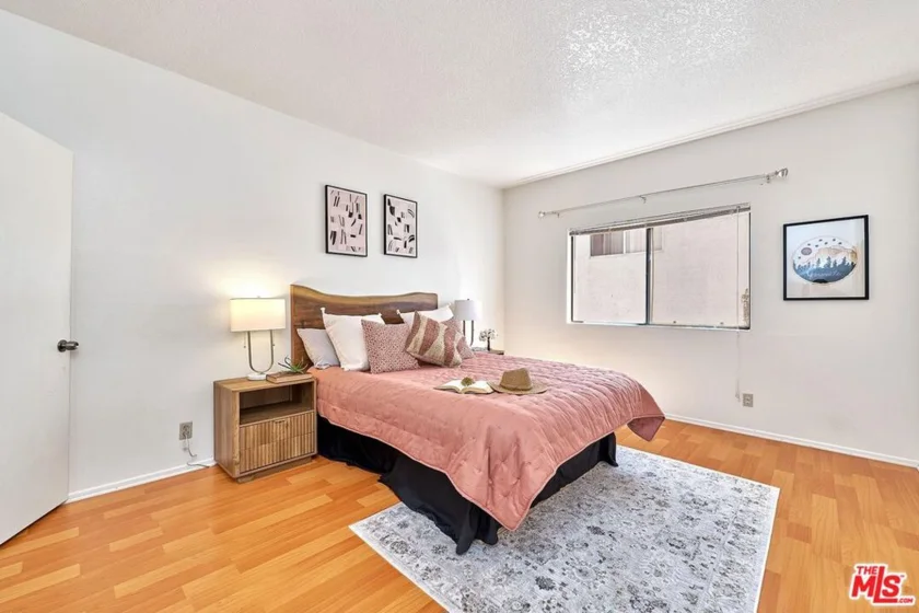 431 S Kingsley Drive #205 photo 29