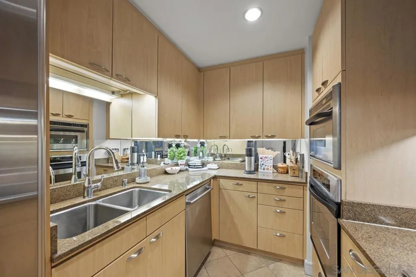 645 Front Street #1807 photo 15