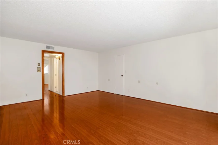 5403 Newcastle Avenue #28 photo 5
