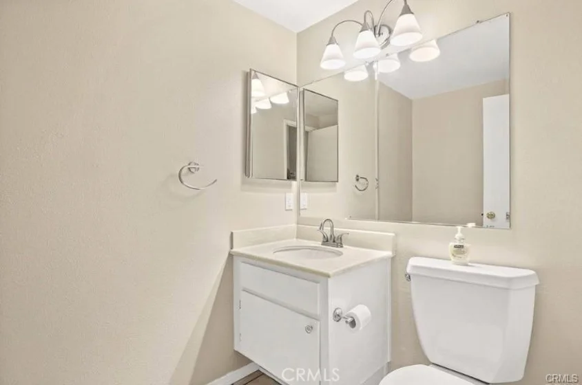 801 Yankee Point Way photo 8