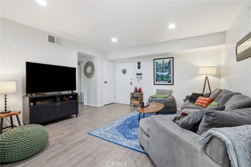 18530 Hatteras Street #337 photo 11