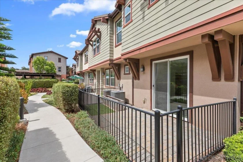 1541 Winter Lane #1 photo 4
