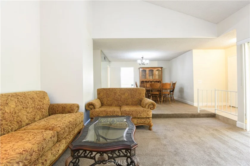 5468 Apricot Lane photo 7