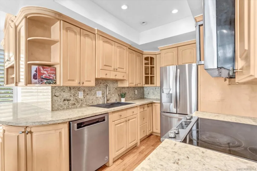 2410 Albatross Street #9 photo 7