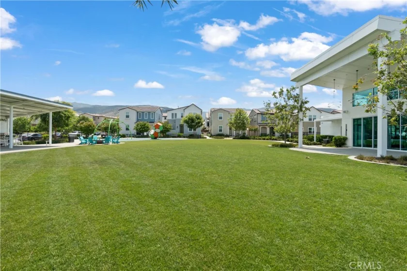 4044 Summer Way photo 40