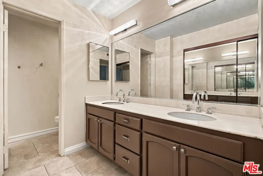 7800 Topanga Canyon Boulevard #322 photo 25