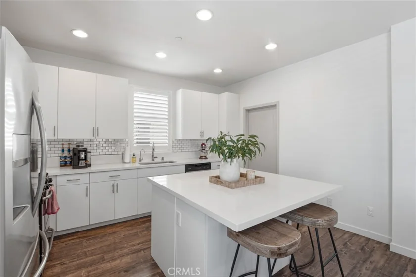 809 S Anaheim Boulevard #101 photo 10
