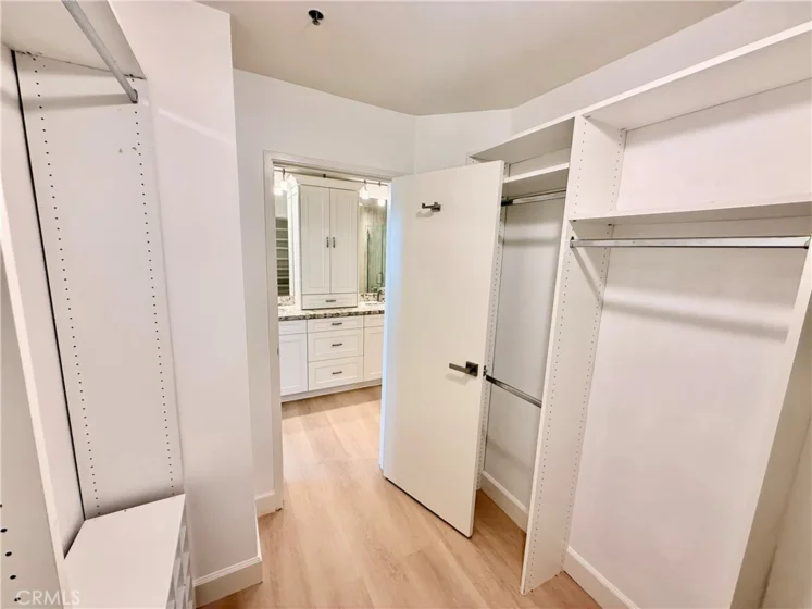 1310 E Ocean #407 photo 30