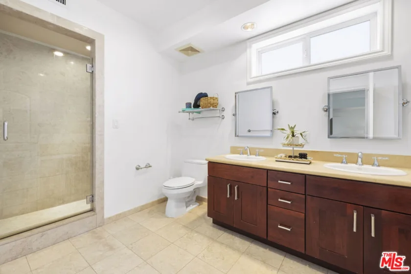 305 Arnaz Drive #303 photo 16
