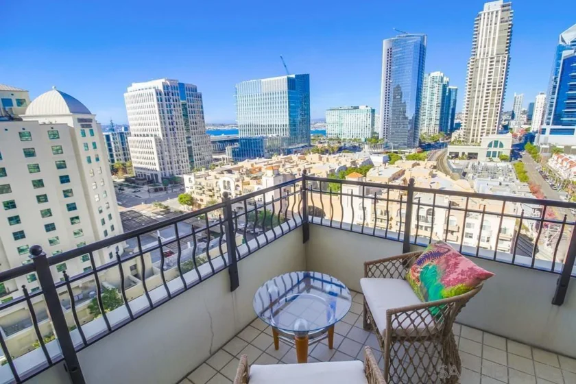 700 W Harbor Drive #1406 photo 21