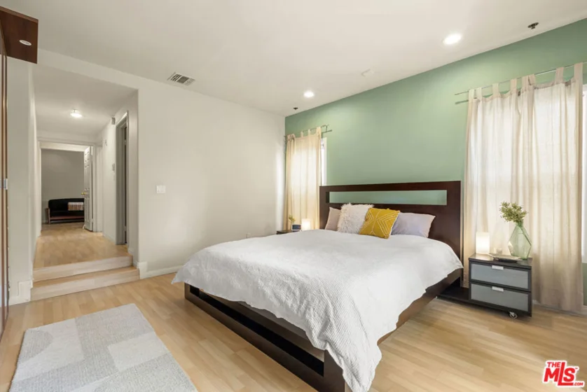 12011 Goshen Avenue #102 photo 9