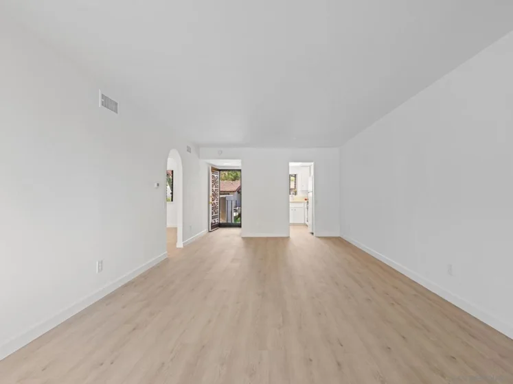 12140 Rancho Bernardo Drive #B photo 13