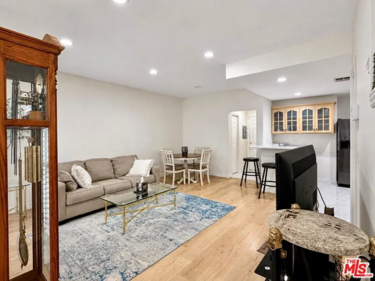 418 E Hardy Street #2 photo 19