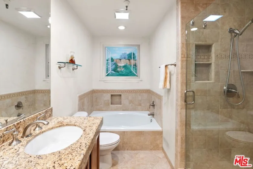 14630 Dickens Street #105 photo 25