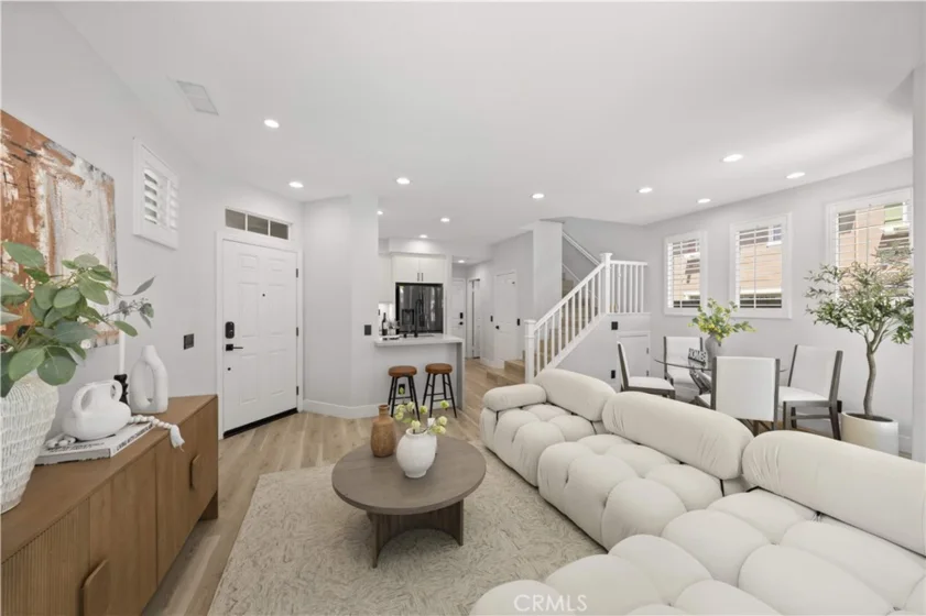 328 Flyers Lane photo 1
