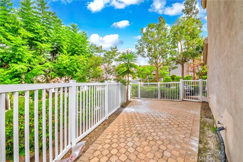 2163 Camellia Lane photo 28