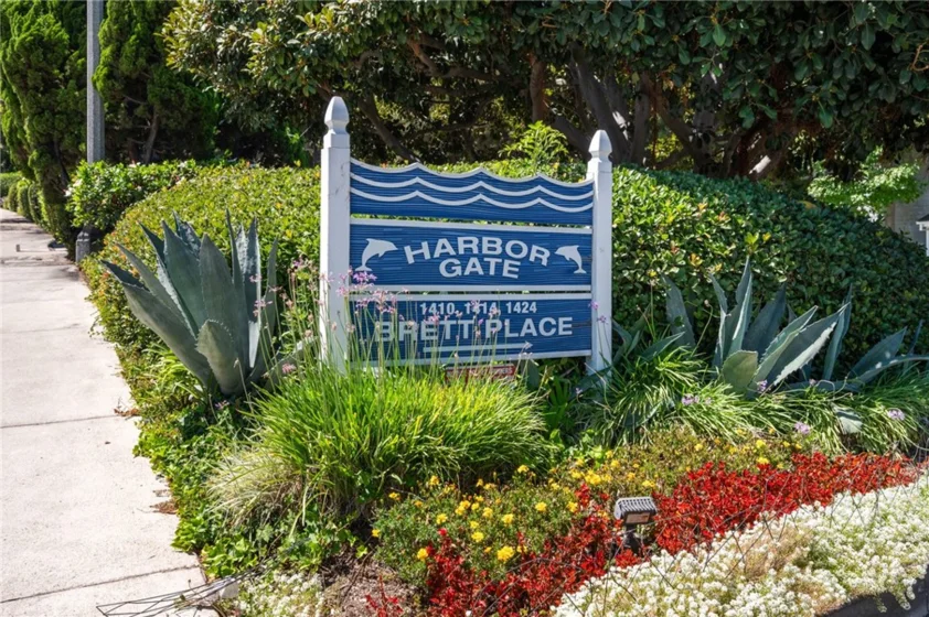 1414 Brett Place #130 photo 1