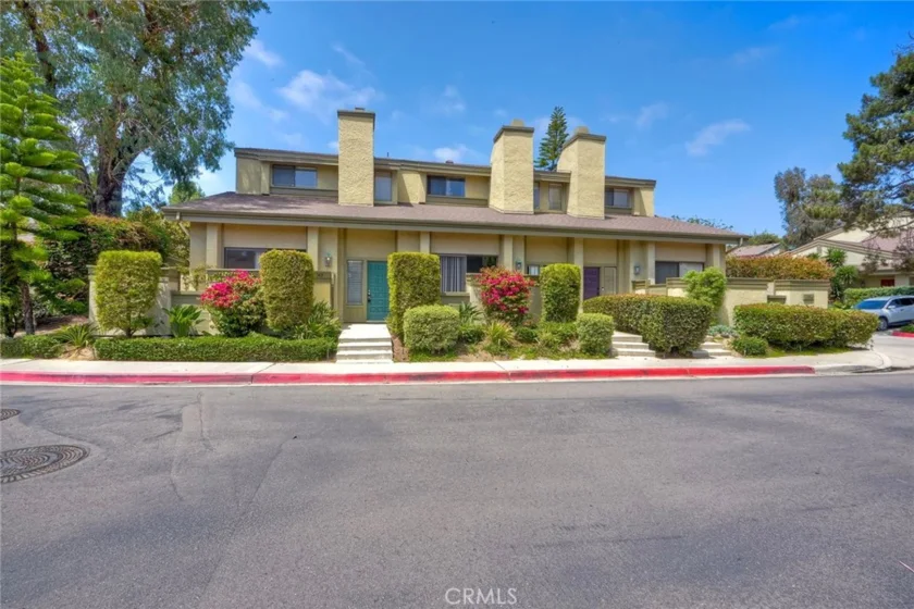 3304 Caminito Eastbluff #143 photo 1