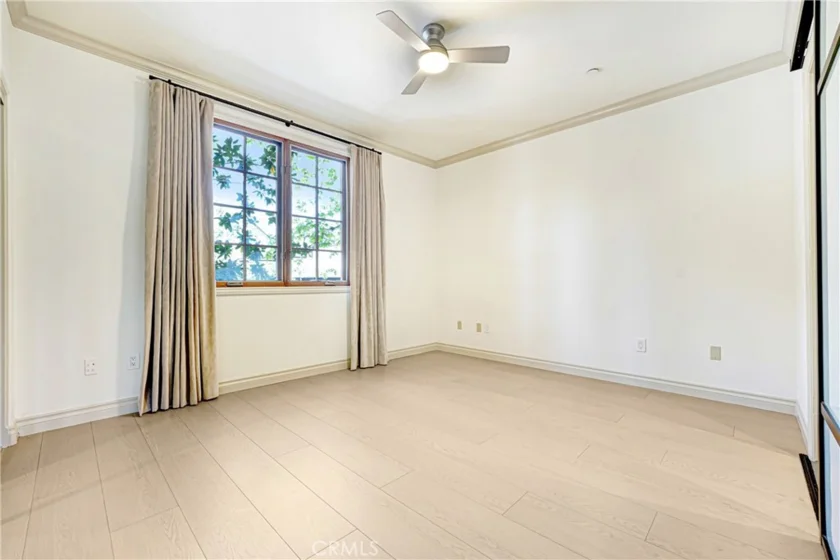 333 N Hill Avenue #203 photo 11