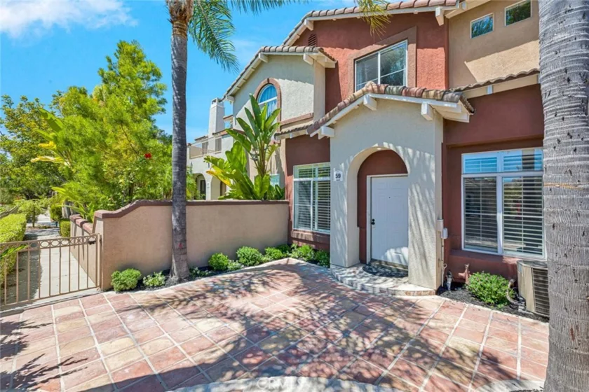 59 Anacapa Court photo 1
